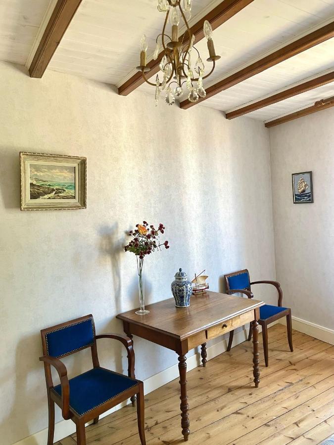 Chez Sarah - L'Escapade Bed and Breakfast Javerlhac-et-la-Chapelle-Saint-Robert Εξωτερικό φωτογραφία