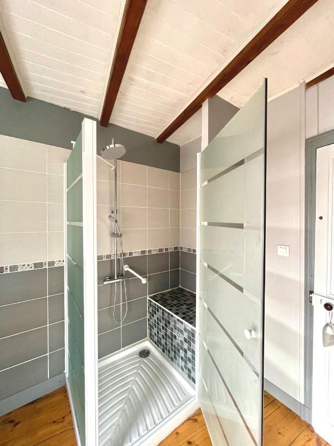 Chez Sarah - L'Escapade Bed and Breakfast Javerlhac-et-la-Chapelle-Saint-Robert Εξωτερικό φωτογραφία